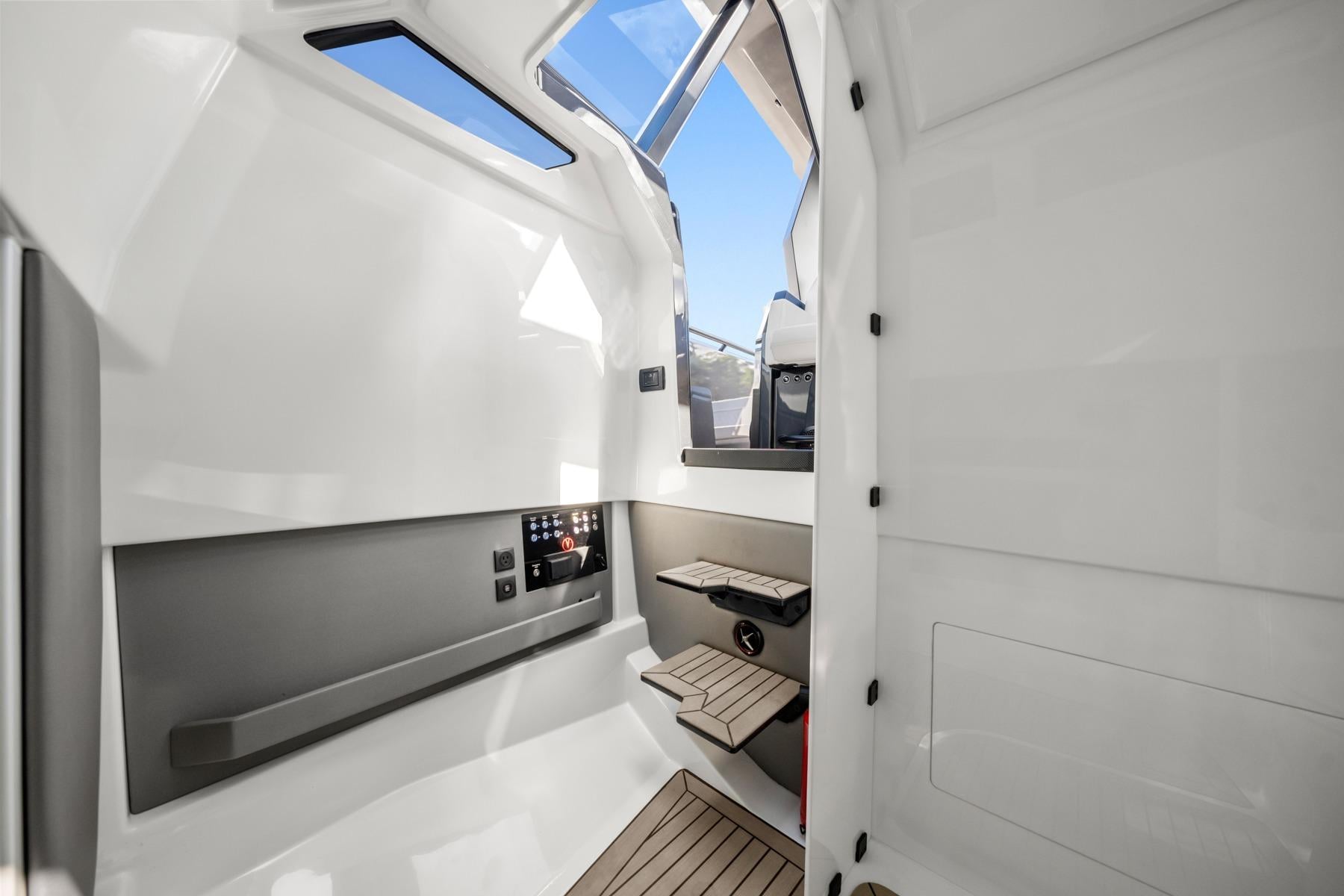 vq 40 inside 1